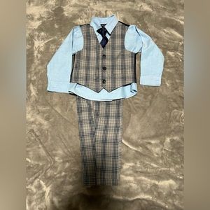 Baby boy 4-pc.Plaid Vest, Pants, Shirt & Bowtie Set